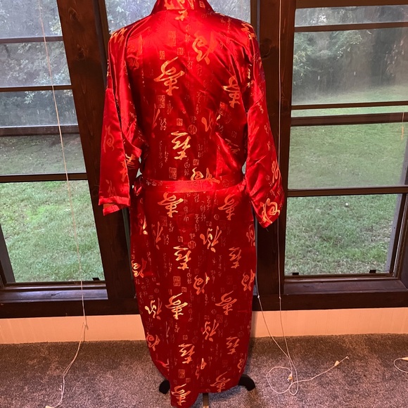 Chinese robe - Picture 2 of 4